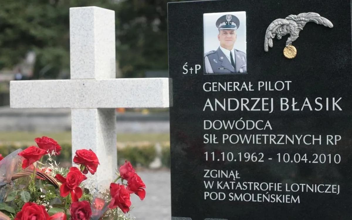 Czy generał Błasik był w kokpicie? Kontrowersje i dowody w sprawie Czy generał Błasik był w kokpicie? Kontrowersje i dowody w sprawie