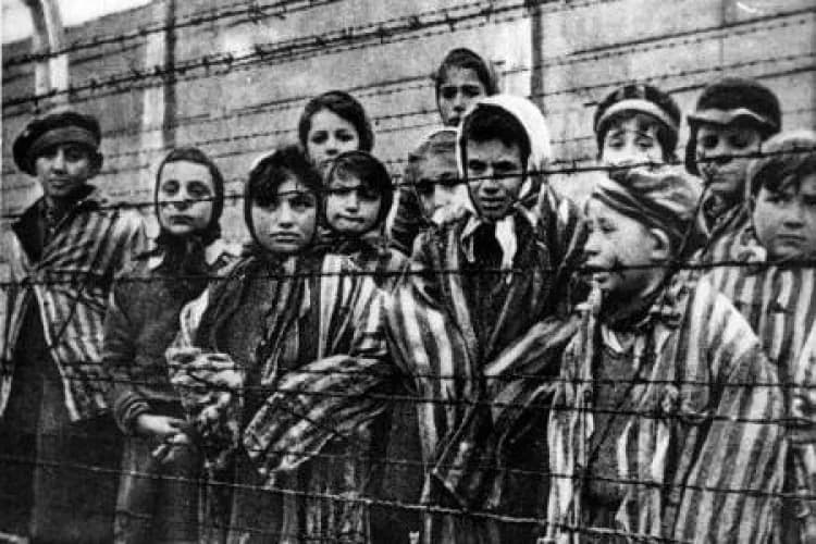 Dzieci które przeżyły Auschwitz: historie, które wstrząsają sercem