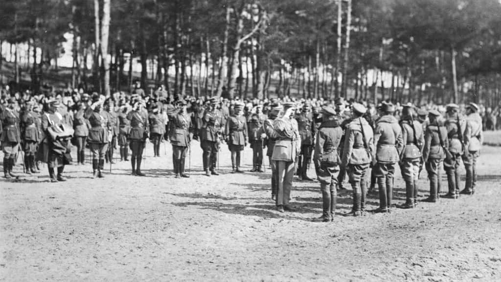 Dlaczego świętujemy 15 sierpnia? Historia Święta Wojska Polskiego