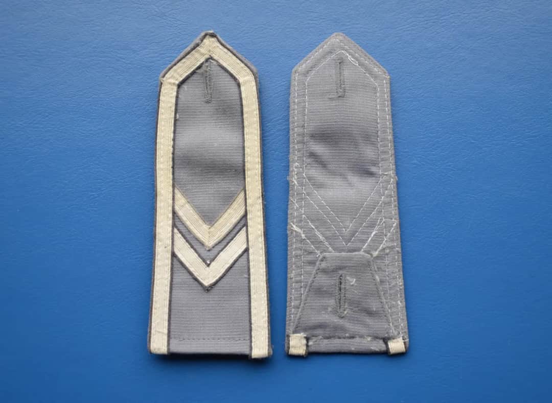 Naramiennik generała: historia, znaczenie i unikalny design w wojsku