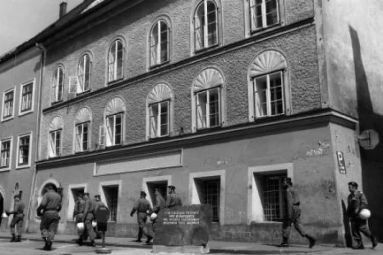 Gdzie się urodził Adolf Hitler? Niezwykłe fakty o jego miejscu urodzenia