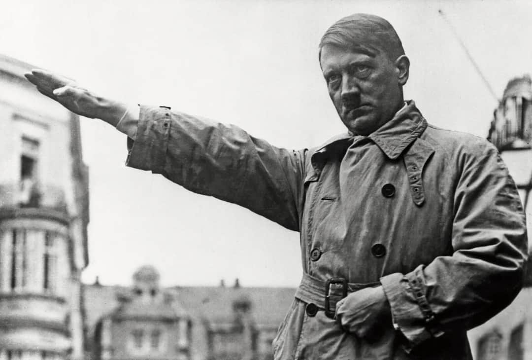 Czy Hitler był w Warszawie? Odkryj szokujące fakty z historii